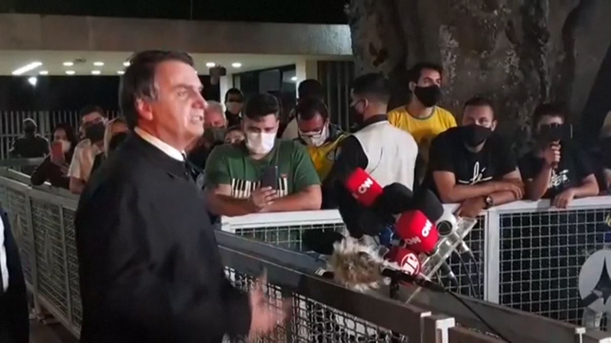Jair Bolsonaro ante periodistas