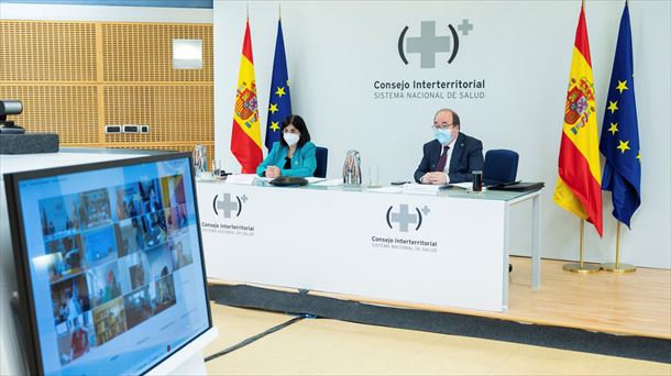 Carolina Darias y Miquel Iceta durante la reunión del Consejo Interterritorial.