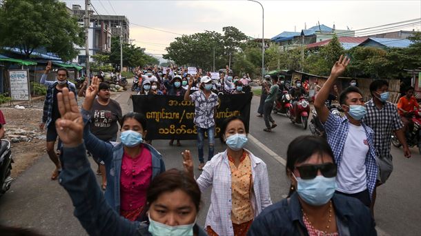 Protestak Myanmarren