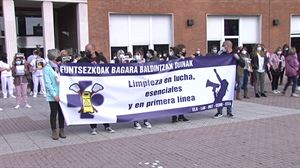 Las trabajadoras de limpieza de Osakidetza, en huelga