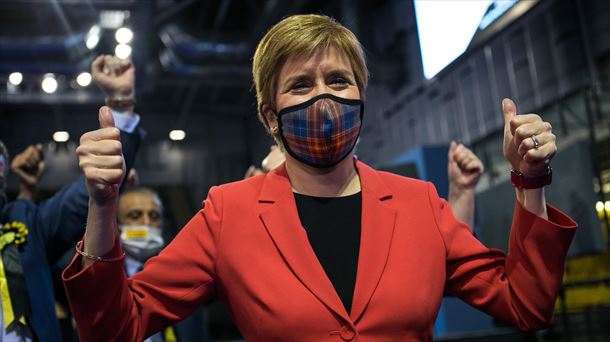 Nicola Sturgeon Eskoziako ministro nagusia