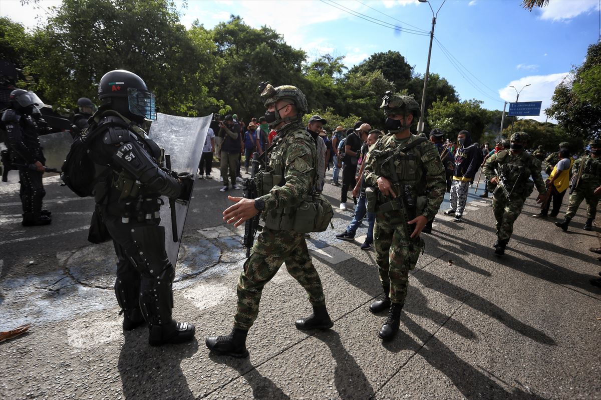 47 pertsona hil dira azken bi asteetan Kolonbiako Gobernuaren aurkako protestetan