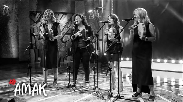 El grupo de música Amak: Alaitz Telletxea, Maixa Lizarribar, Amaia Oreja y Kristina Solano