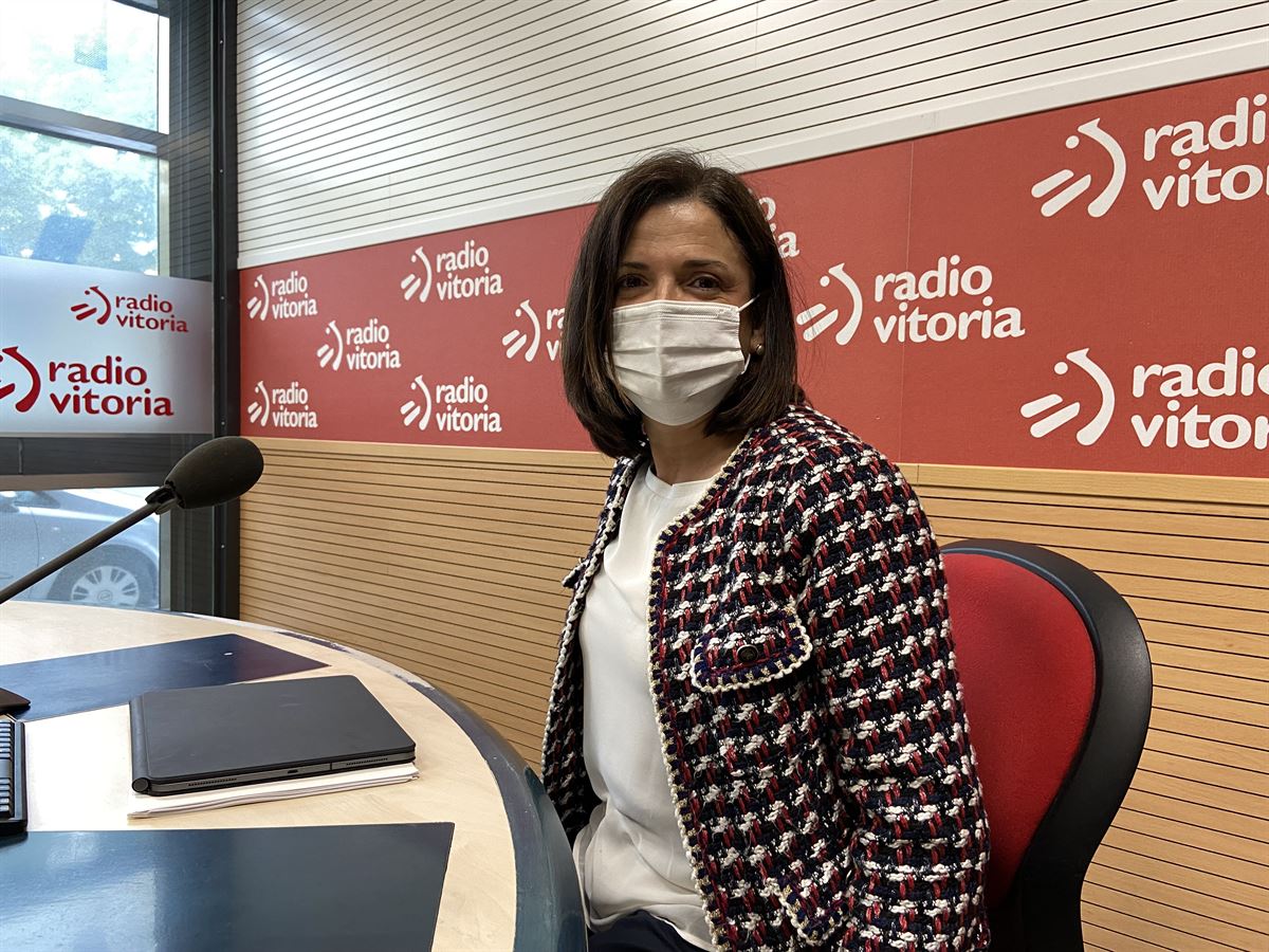 Beatriz Artolazabal Berdintasun, Justizia eta Gizarte politiketako sailburua Radio Vitorian