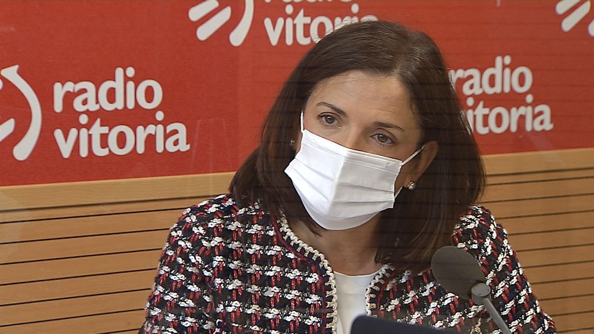 Beatriz Artolazabal Berdintasun, Justizia eta Gizarte politiketako sailburua Radio Vitorian