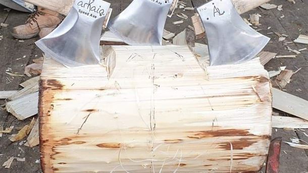 Arkaia Speed Axe, empresa de productos deportivos y para actividades al aire libre