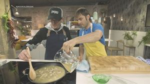 Pou anaiak kozinatzen ausartu dira, eta euren lehen liburua aurkeztu digute