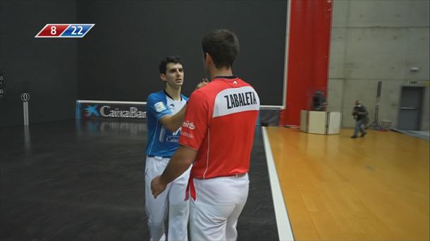 Jokin Altuna y José Javier Zabaleta al final del partido