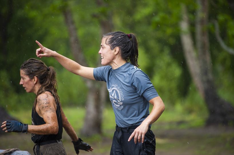 Joana aginduak ematen