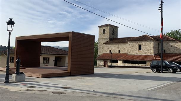 Murga reforma su plaza con un estilo moderno y libre de barreras arquitectónicas