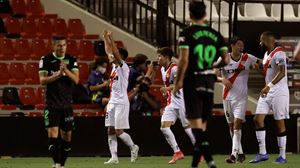 El Rayo Vallecano da un paso de gigante hacia la final tras ganar al Leganés