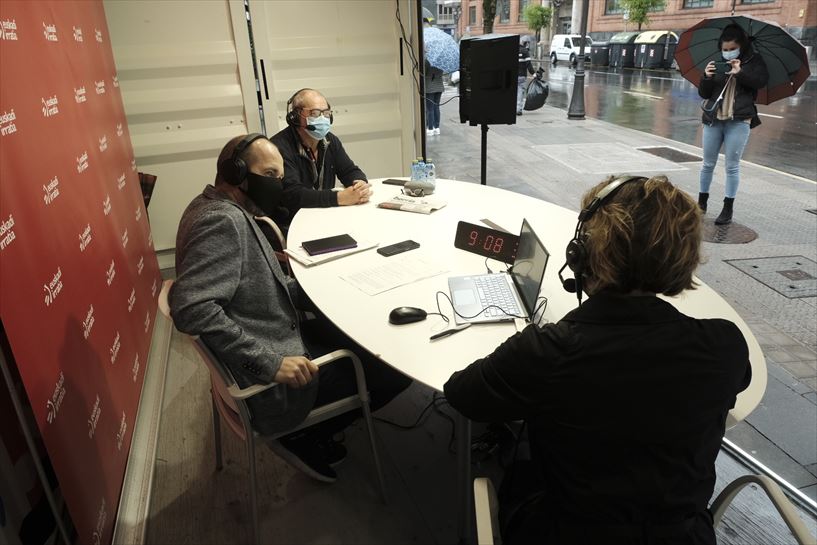 Nuria Lopez de Guereñu eta Xabier AIerdi