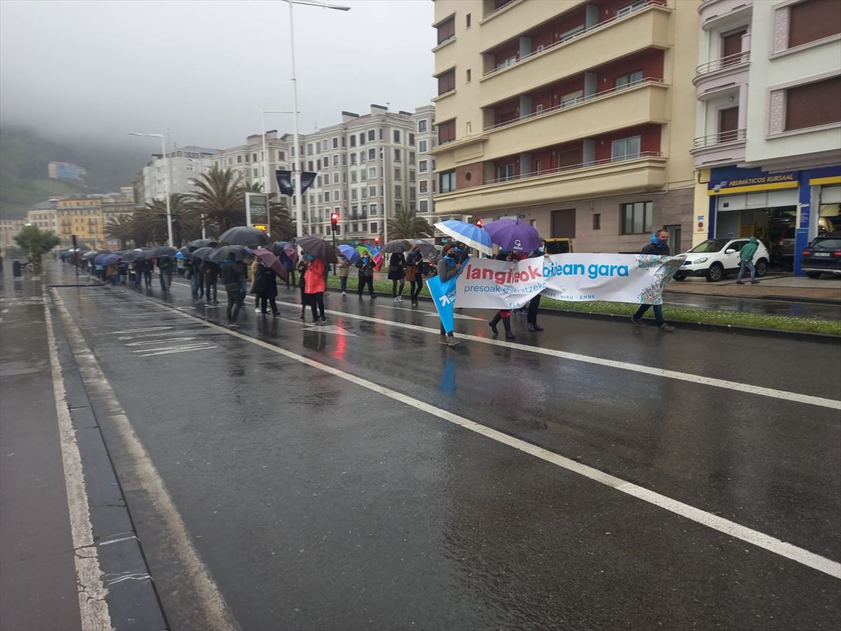Manifestación para pedir el fin de la legislación de excepción en San Sebastián