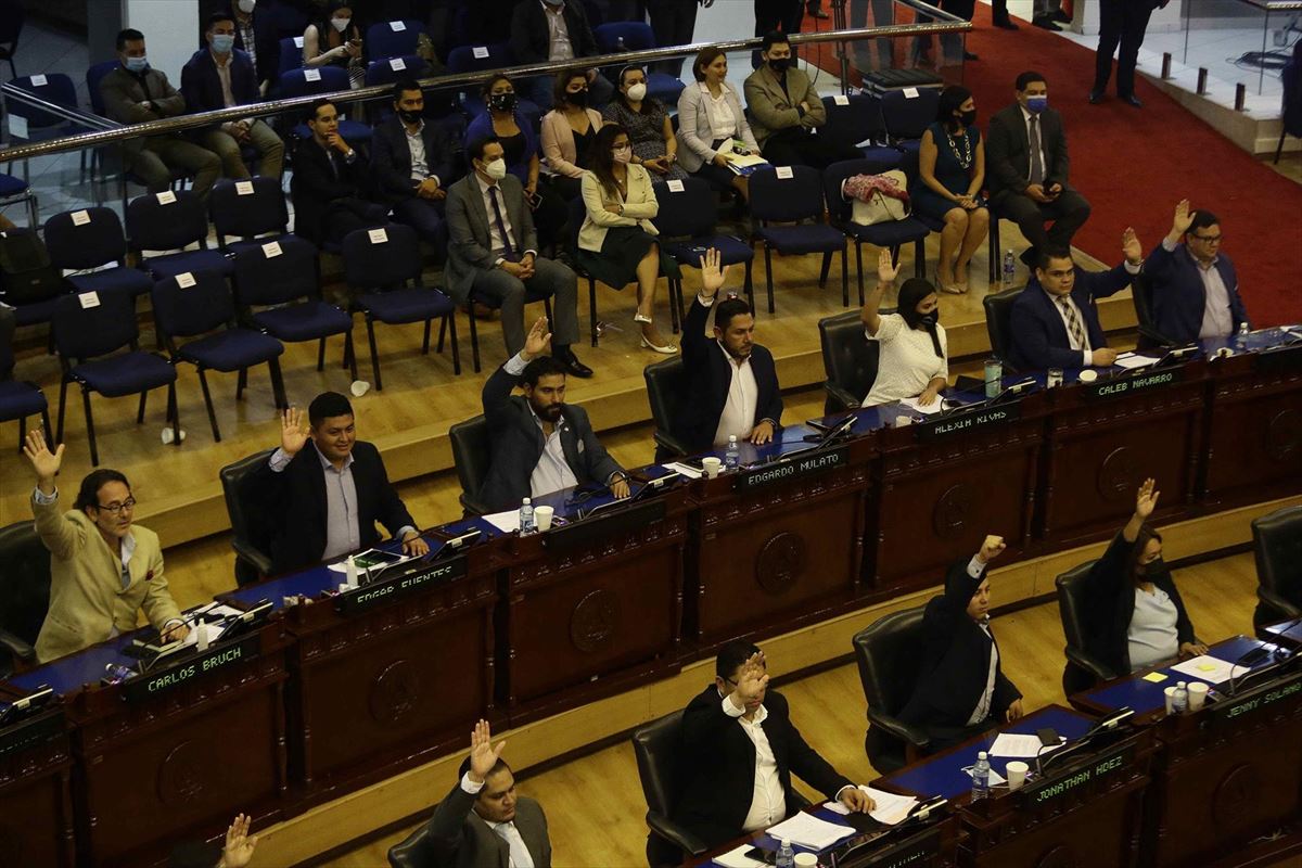 La Asamblea Legislativa de El Salvador vota la Ley Bitcoin.