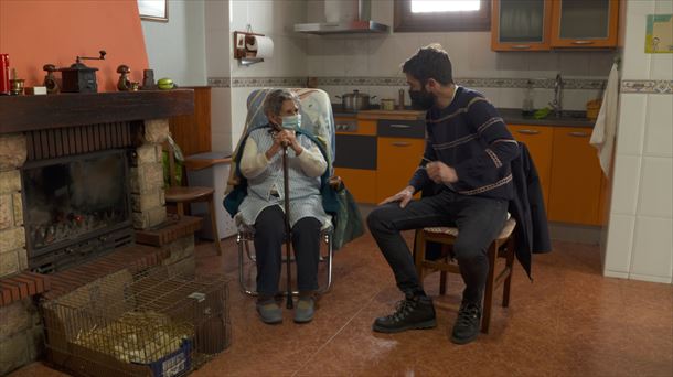 Zuhaitz, con Juanatxo de Urnieta, en "Herri Txiki, Infernu Handi".