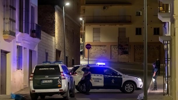 La Guardia Civil en Estepa, Sevilla, lugar del crimen machista