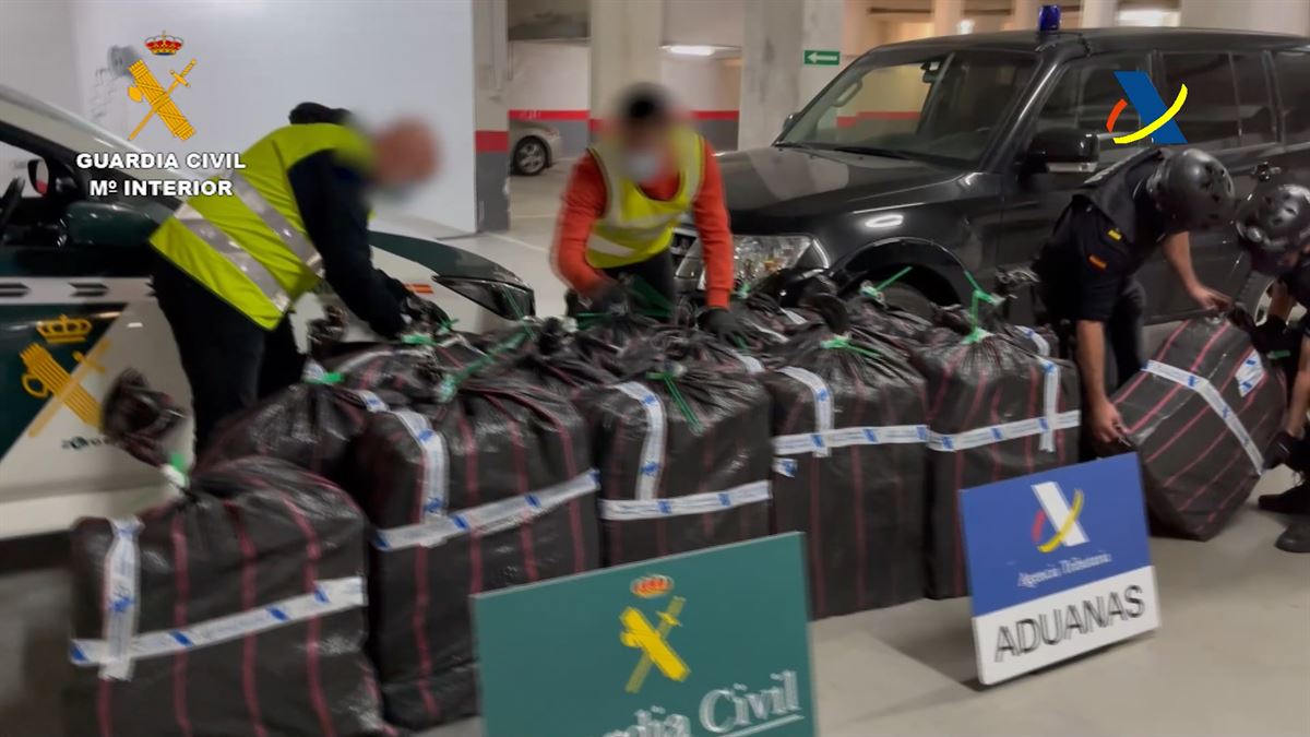 Incautados 1400 kilos de cocaína ocultos en contenedores en el Puerto de Bilbao 