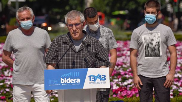 Julen Zelarain en la rueda de prensa de esta mañana en Bilbao