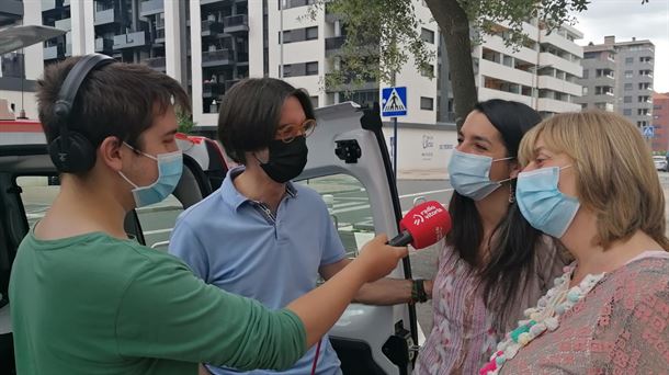 Momento de la entrevista en Radio Vitoria.