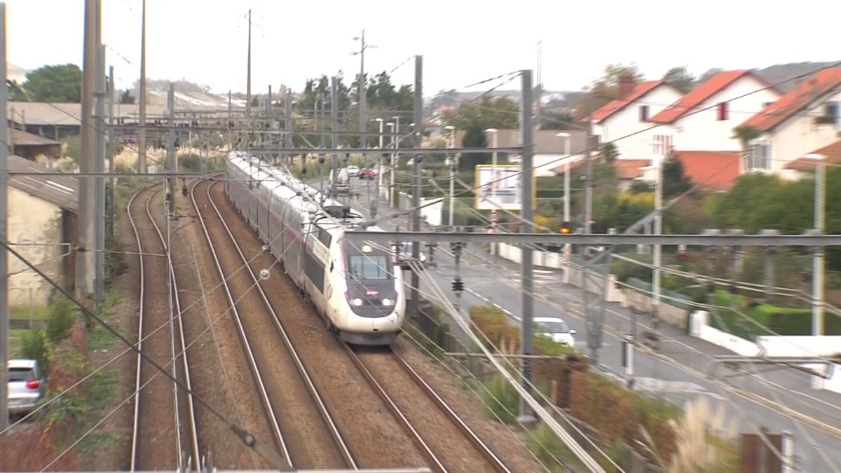 Un tren TGV, en una imagen de archivo. Foto: EITB MEDIA