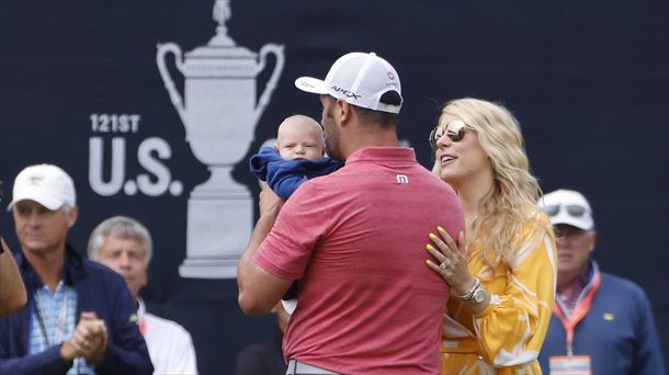 Con su mujer e hijo Kepa