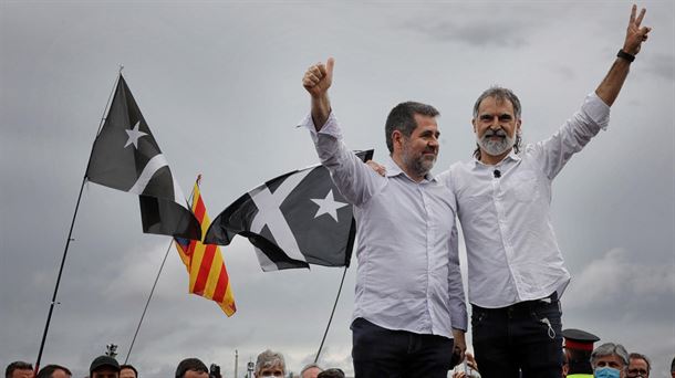 El expresidente de la ANC, Jordi Sànchez, y el expresidente de Òmnium Cultural, Jordi Cuixart. EFE