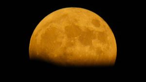 Urteko bigarren ilargi-eklipsea, ikusgai