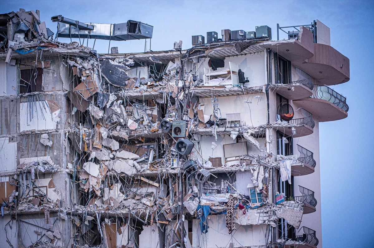Edificio derrumbado en Miami. Foto: Efe