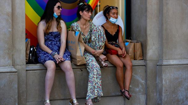 Turistas en Barcelona. Foto EFE