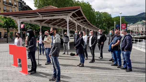 Bilboko ekitaldia aurkezteko, Gure Esku ekimenak egindako agerraldia. 