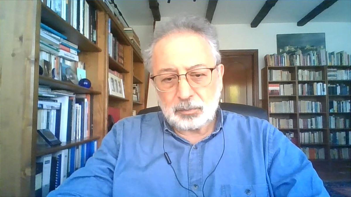 Daniel López Acuña, exdirector de acción sanitaria de la OMS 