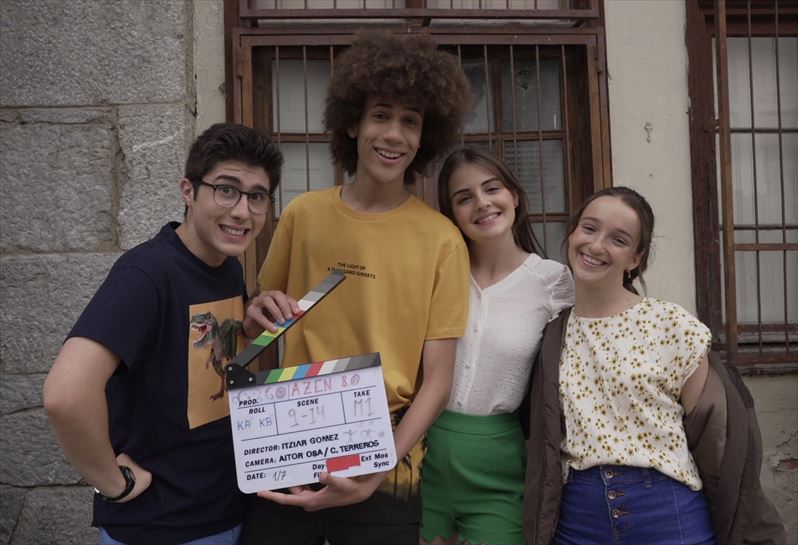 Ibai (Joanes Echeveste), Koldo (Julen Castillo), Maddi (Dánae Riaño) eta June (Lorea Intxausti)