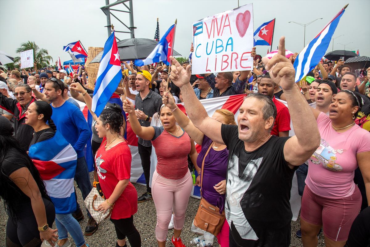 Una de las protestas contra el Gobierno de Cuba. Foto: EFE.
