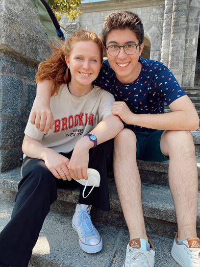 Iraia (Malen Azpirotz) eta Ibai (Joanes Echeveste)