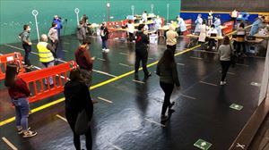 Los positivos descienden considerablemente en Navarra, hasta los 335