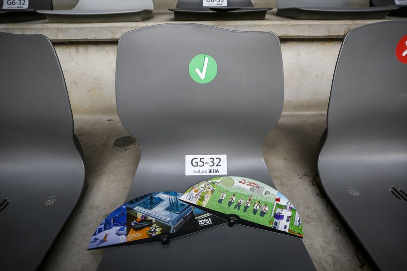 Festival de Jazz de Vitoria-Gasteiz. 15 de Julio.. En el Iradier Arena, todo listo par el concierto de Pablo M. Caminero Trio. EITB Media 