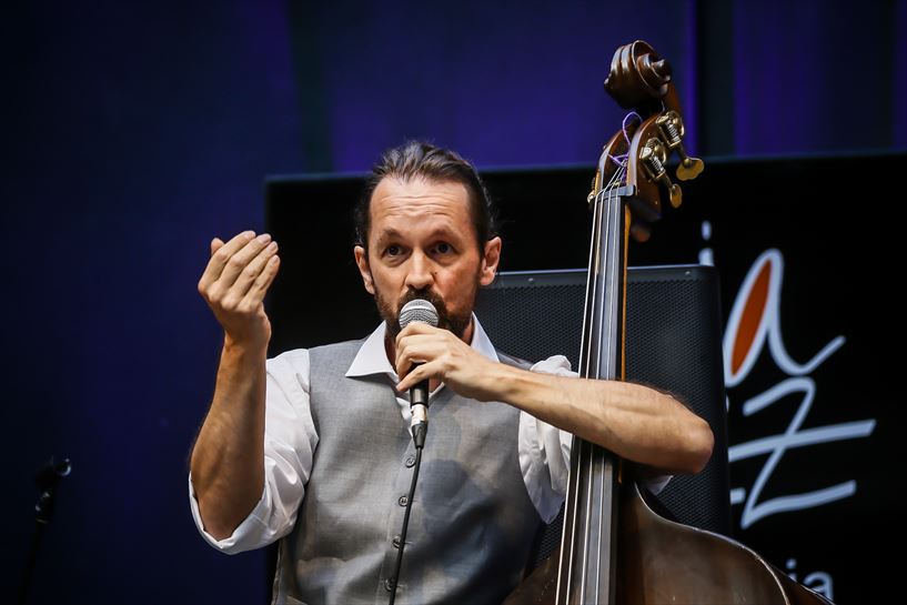 Jazz Vitoria 15 de julio, concierto de Pablo M. Caminero Trio en el Iradier Arena . Pablo M. Caminero, contrabajo. Foto: EITB Media
