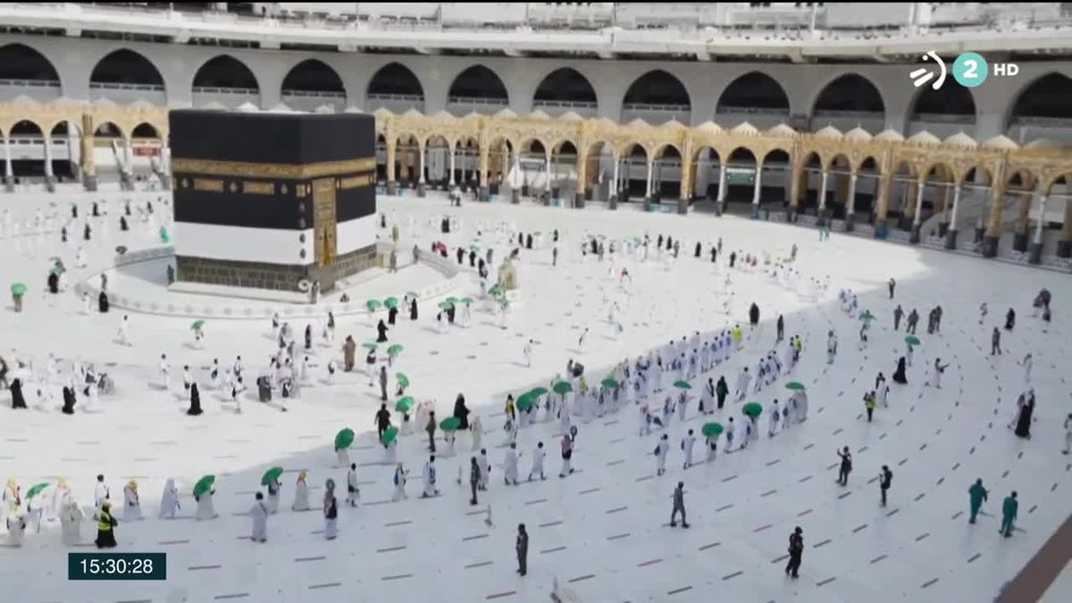 Tan solo 60 000 fieles podrán peregrinar estos días a La Meca, todos saudíes