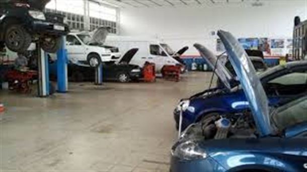 Visitando el taller de coches