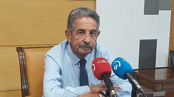Miguel Ángel Revilla: "Yo obligaría a todos los españoles a vacunarse, si no hay una ley, que se haga"