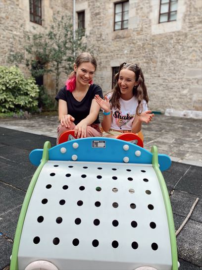 "Go!azen 8.0" telesailaren grabaketa: Garazi (Nerea Elizalde) eta Zuri (Maria Redondo)