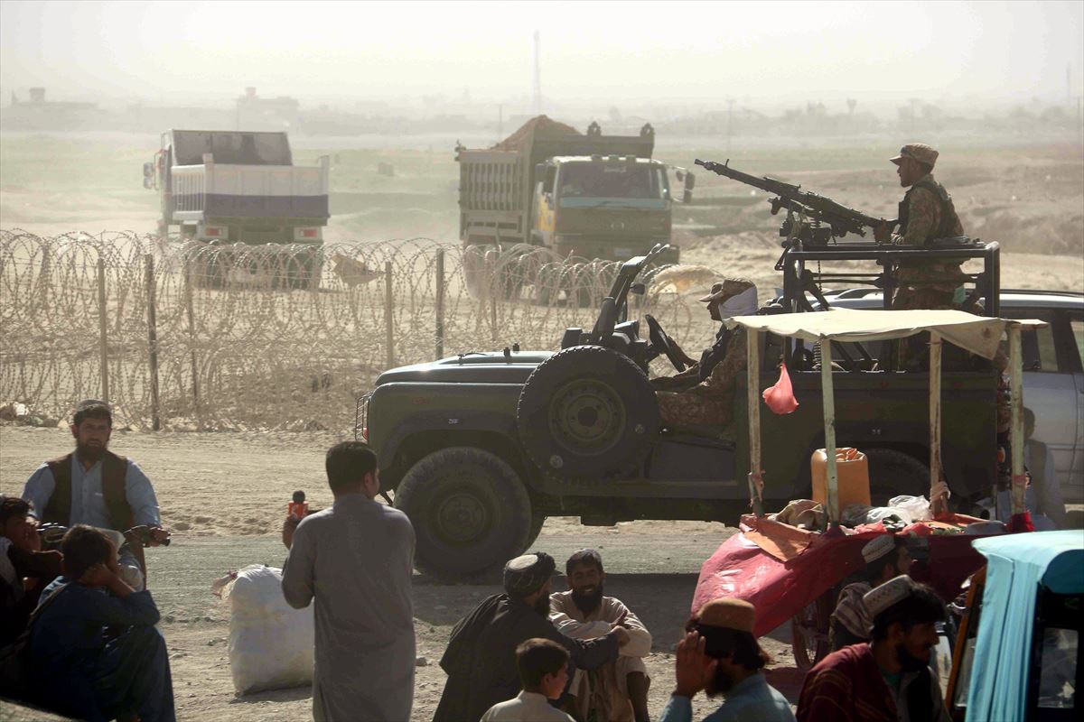 Con Aybak, ya es la sexta capital provincial que cae en manos de los talibanes. Foto: EFE