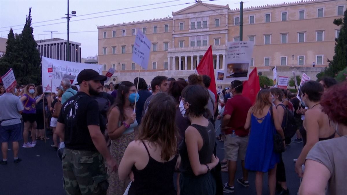 Protesta Grezian. Irudia: Agentziak
