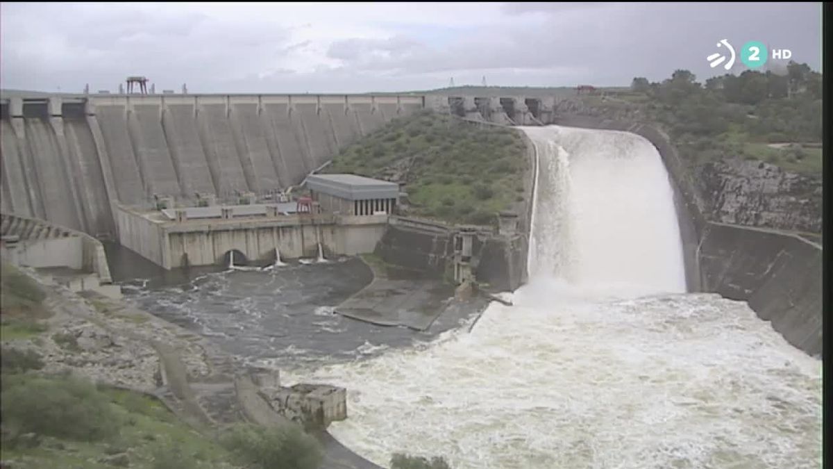 Una central hidroeléctrica. Imagen obtenida de un vídeo de EITB Media.