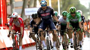 Philipsen gana la quinta etapa y Elissonde es el nuevo líder de la Vuelta a España