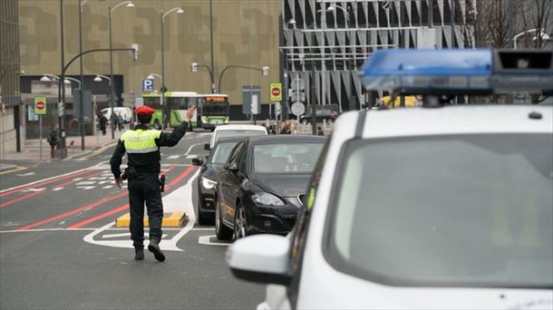 Control policial en San Mamés