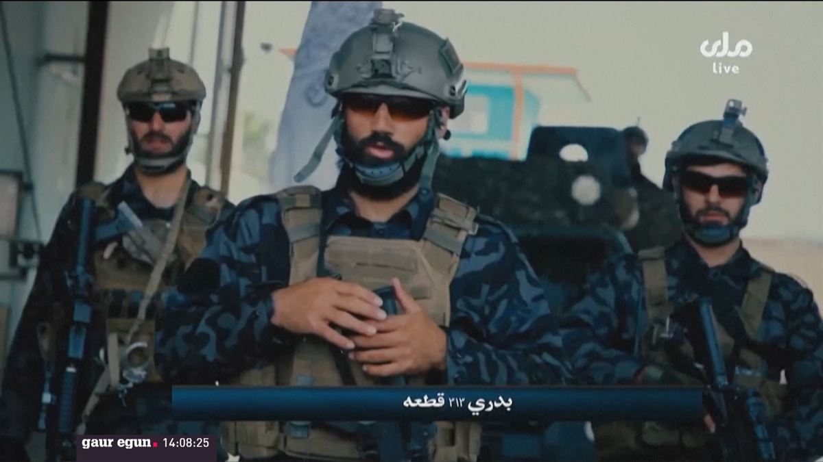Hegazkin militar bat Kabuleko aireportuan. Argazkia: EFE