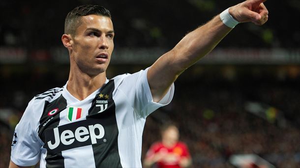 Cristiano Ronaldo deka Italia y vuelve a Inglaterra
