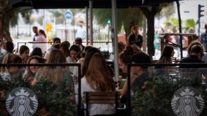 Una terraza de San Sebastián, a rebosar. Foto de archivo: EFE
