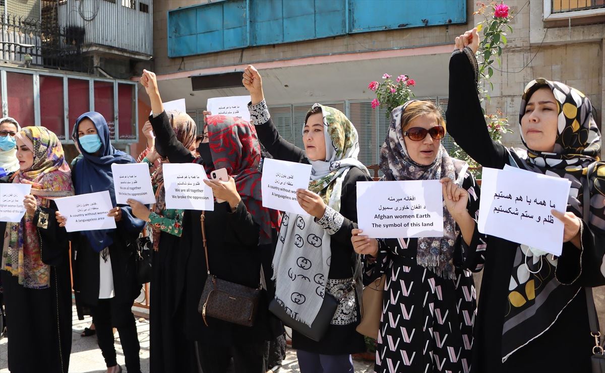 Mujeres afganas en protesta. Foto: EFE.